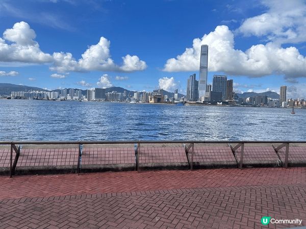 港澳碼頭好適合各位去打卡? 藍天白雲個景超靚 中銀大廈亦都係...