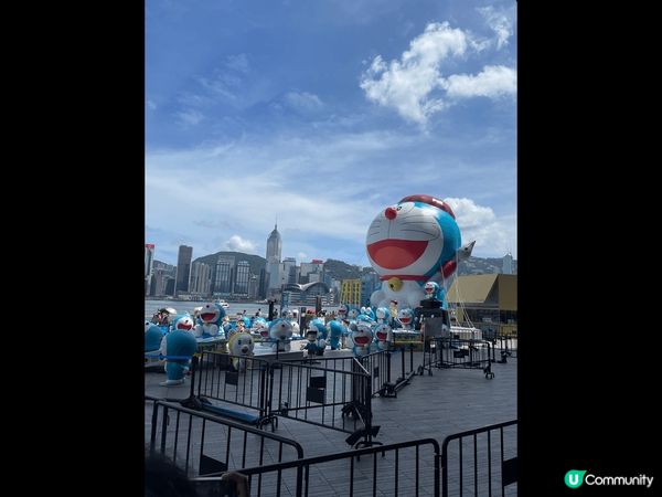 香港吃喝玩樂多姿多彩，有點心啦，有美味嘅甜品咖啡啦，有一個大...