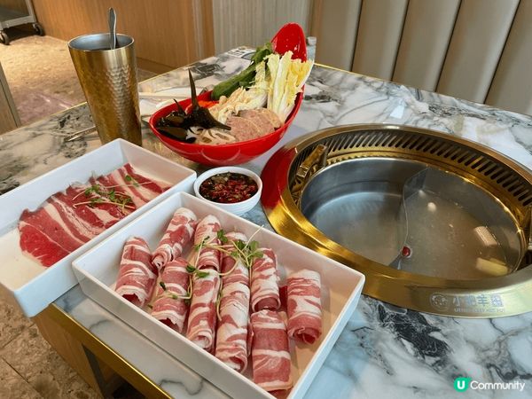 香港吃喝玩樂多姿多彩，有點心啦，有美味嘅甜品咖啡啦，有一個大...