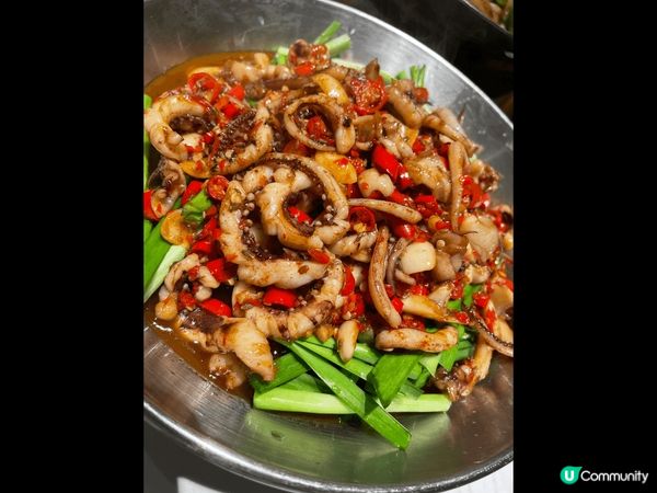 食、香、味俱全，而且價錢唔貴，座位舒適；如果落油份量少啲就十...