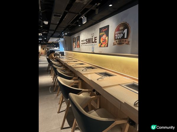 新開的台灣烤肉，肉質鮮嫩，份量充足，蟹膏飯必食。