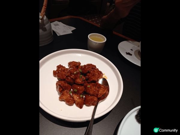 香港美食 多元化 餐廳 酒樓 和蛋糕店 都不差於內地深圳 我...