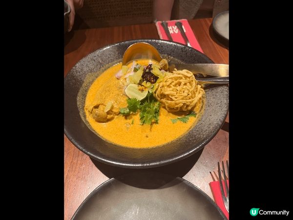 MAKMAK 中環泰國菜，餐廳環境好，野食份量多