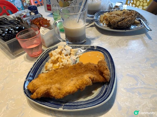 第一張係美心流心蛋pancake漢堡 有蛋汁 好味 第二張元...