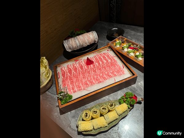 第一次去食雲南菜式，係福田?皇廷廣場呢間雲南火鍋食飯，真係推...