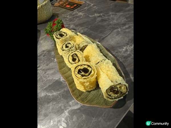 第一次去食雲南菜式，係福田?皇廷廣場呢間雲南火鍋食飯，真係推...