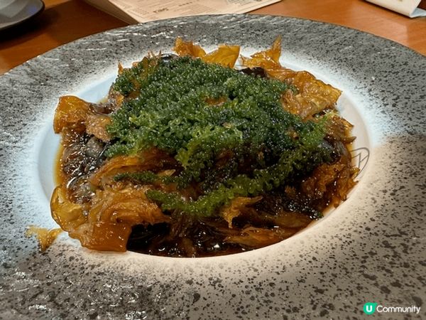 呢個冷盤係蘋果醋海蜇頭，酸甜可口又有清爽口感，呢個炎夏食岩晒...