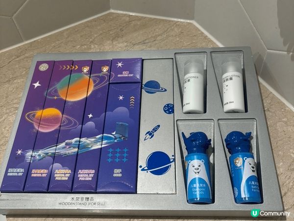 第一次到長隆飛船?酒店，感覺好?正?。