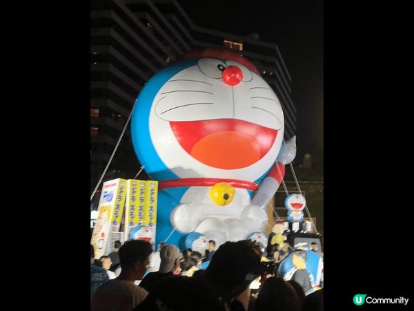 多啦A夢展覽的日與夜，陪伴?香港人成長的多啦A夢，成為了今個...