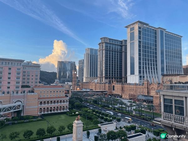 近近地同老人家過大海睇巴黎美景, 第一次上平台見到, 都忍唔...