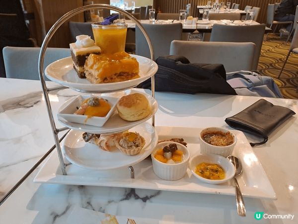 本人之前曾經去土瓜灣八度海逸酒店器嚐下午茶，這裏有不同種類的...