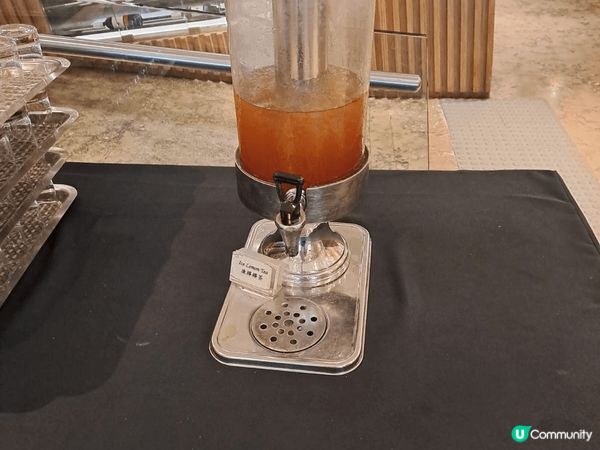 本人之前曾經去土瓜灣八度海逸酒店器嚐下午茶，這裏有不同種類的...