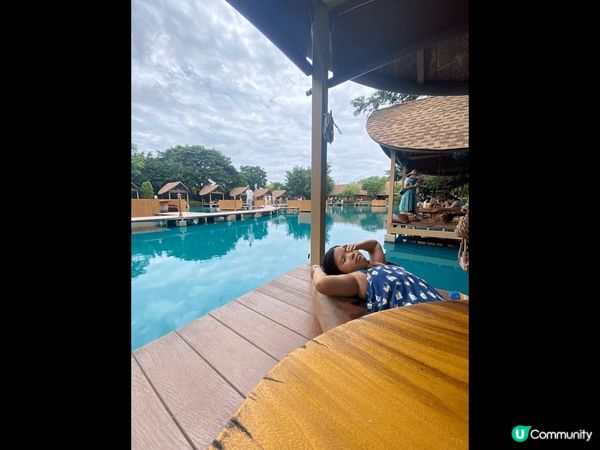 Bubble in the forest caf?, 舒舒服...