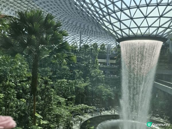 新加坡的建築物好有特色，令人驚嘆，成為一個個的打卡點