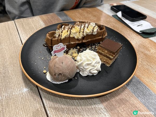 旺角滋味甜品～～晚晚排長龍！！ 主打心太軟，仲有窩夫同梳乎厘...