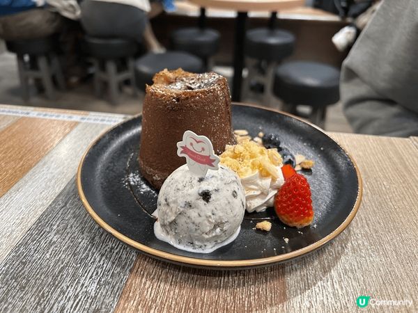 旺角滋味甜品～～晚晚排長龍！！ 主打心太軟，仲有窩夫同梳乎厘...