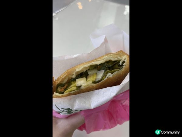 宜蘭蔥油餅 蔥香皮脆 詹記火鍋鴨血嫩滑 漁人碼頭幸福滿滿