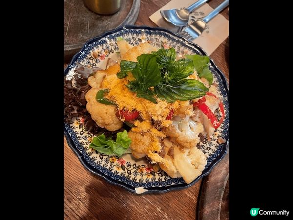 泰式X西式fusion美食，配合富有格調的燈光和佈置，就係銅...