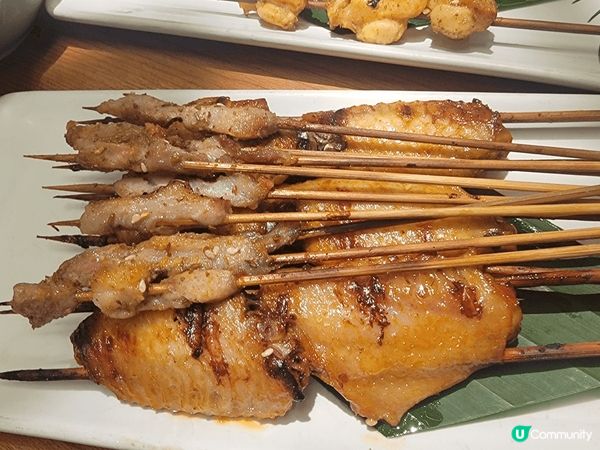 帶小朋友暑假去深圳旅行，吃了特色的雲南菜，那個菠蘿飯是甜的，...