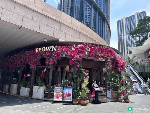 深圳打卡熱點，壹方城商場，內裏有好多餐廳及名店，琳琅滿目