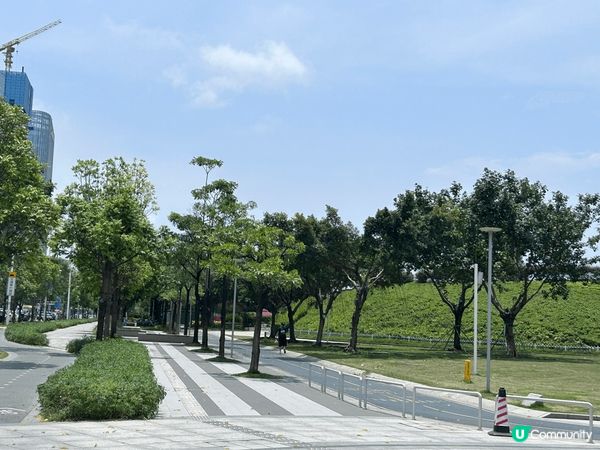 深圳打卡熱點，壹方城商場，內裏有好多餐廳及名店，琳琅滿目