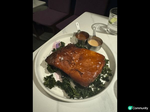 最近的美食，分別係居酒屋串燒、港式蝦子撈麵同西班牙烤乳豬