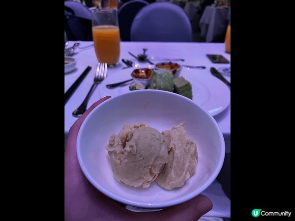 第六屆維港薈馬來西亞榴槤節自助餐，每位一客榴槤拼盤，食勻各種...