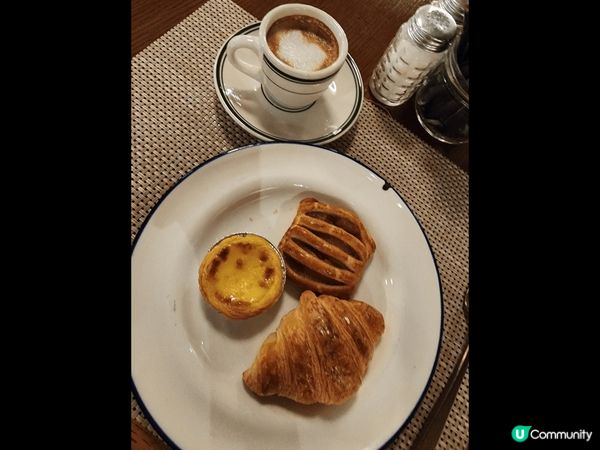 在逸東酒店的普慶餐廳吃了個令人心滿意足的早餐自助餐