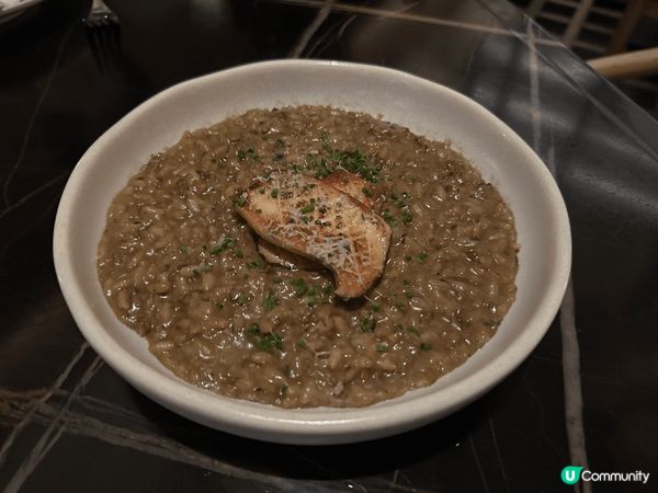 The grill room.. 生日飯打卡好選擇.. 價錢...