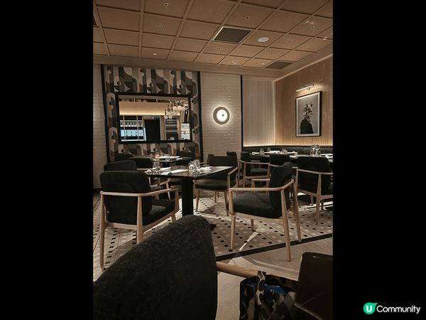 The grill room.. 生日飯打卡好選擇.. 價錢...