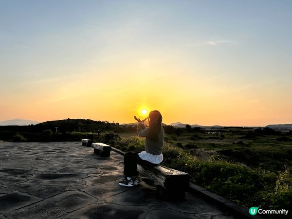 濟州島-牛島，沿海岸線散步，由早行到太陽落山，好寫意既一天
