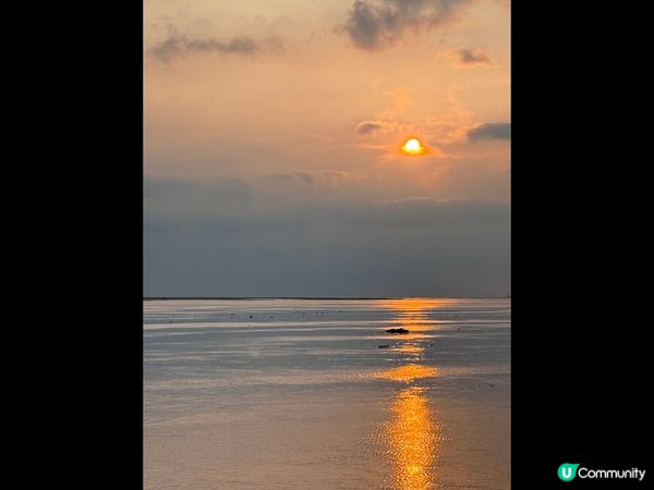 台中高美濕地 好天氣配上好心情 最適合情侶 望住咁靚既日落 ...