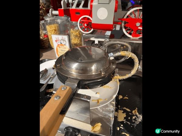 在晚餐自助餐自制雞蛋仔～很好玩 又好食