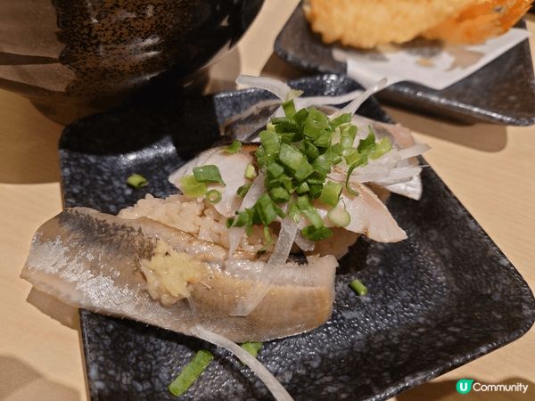 係日本著名的居酒屋，由於不太好酒，主要點?食為主