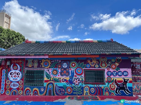 台中美食有地道但有特色的家常小菜，像是第一張照片的蘋果溫泉蛋...