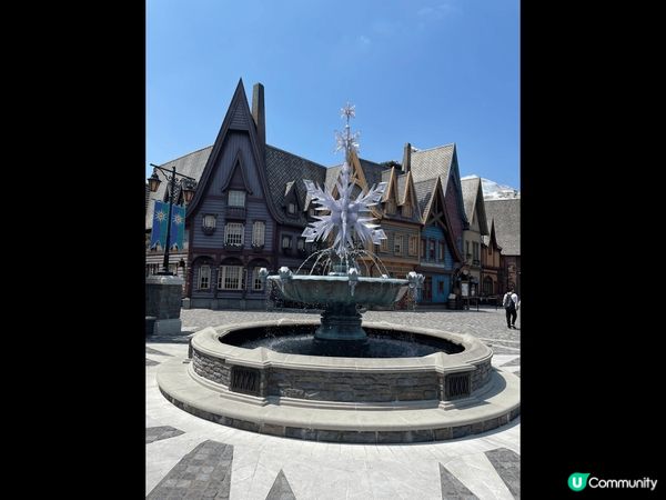 2023年11月落成的冰雪奇緣景點，有種進入冰雪世界的感覺
