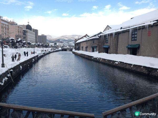 日本的春夏秋冬景色十分美麗，美食也令人非常回美。
