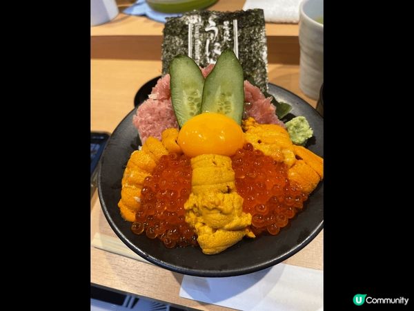 日本的春夏秋冬景色十分美麗，美食也令人非常回美。