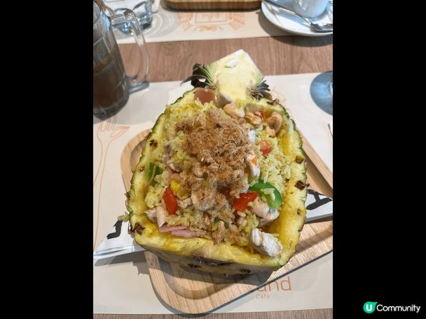 泰好味 係走左提子乾既菠蘿雞肉炒飯???? 要$100埋單包...
