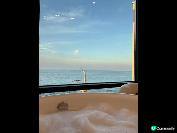 這是在韓國江陵拍下的大海，看過一次江陵的大海之後，就再也無法...