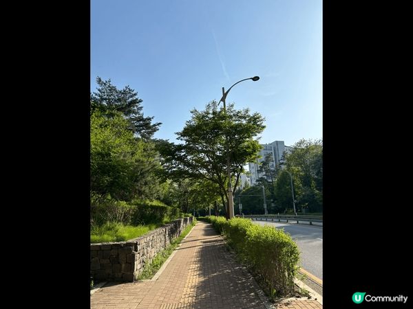 這是今年5月份於首爾韓屋村cafe食嘢所影嘅，非常推薦已經玩...