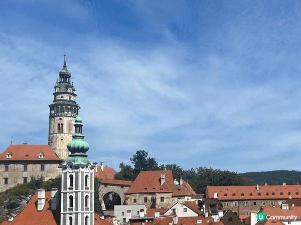 中歐捷克ck小鎮，以童話風格小鎮聞名，有橘色屋瓦、彩色磚牆彷...