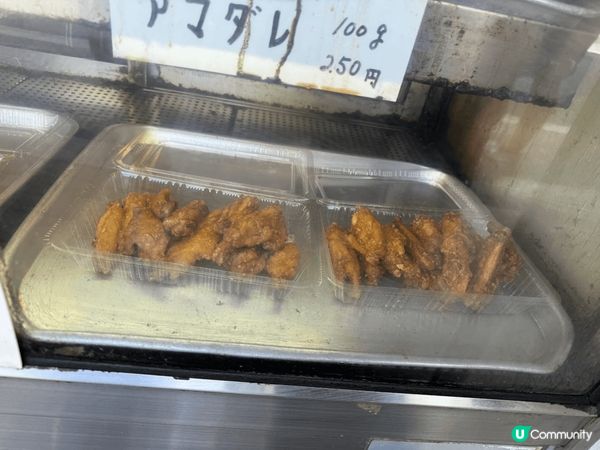 鬧市中的亮點，鄰近福岡藥院駅既三角市場，入面有多間細細的居酒...