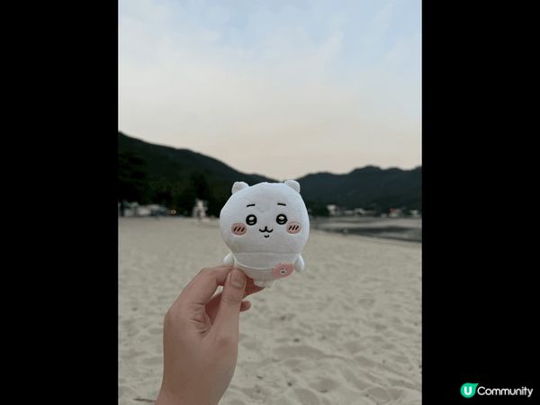 梅窩銀鑛灣仲係水清沙幼，有蜆有寄居蟹既地方，一出酒店就已經係...