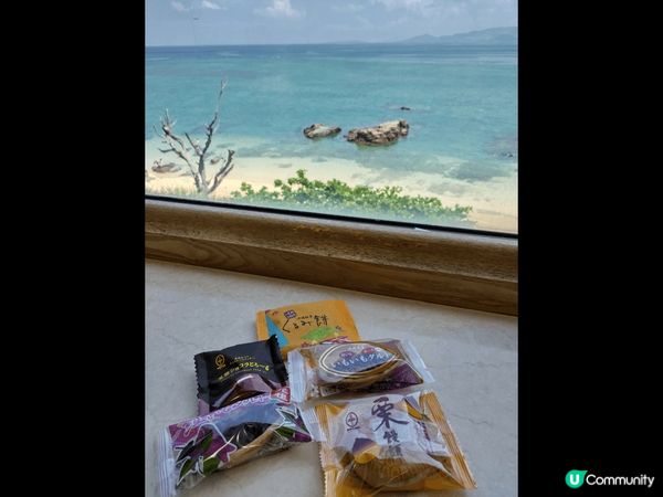 如玻璃透淨，各種藍色交替，沖繩的海令人樂而忘返。推薦瀨底海灘...