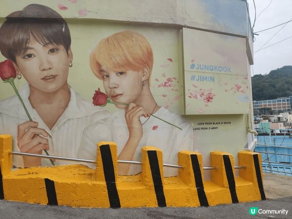 釜山之旅~ 坐了海雲台膠囊列車，去熱門的甘川洞文化村，還見到...