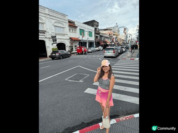 布吉島的打咭餐廳 cafe viewpoint在懸崖邊，到處...