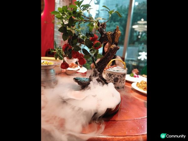 深圳一日遊，先到福田區皇庭廣場食新鮮出爐的京味張片皮鴨和荔枝...