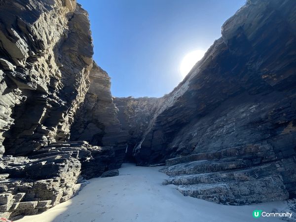 西班牙北部少公眾交通工具，交通不太方便，主要都是自駕遊或參加...