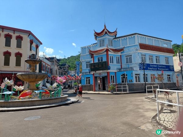 這裡係中山影視城，入面有不同國家的佈景供遊客影相，亦都有馬車...